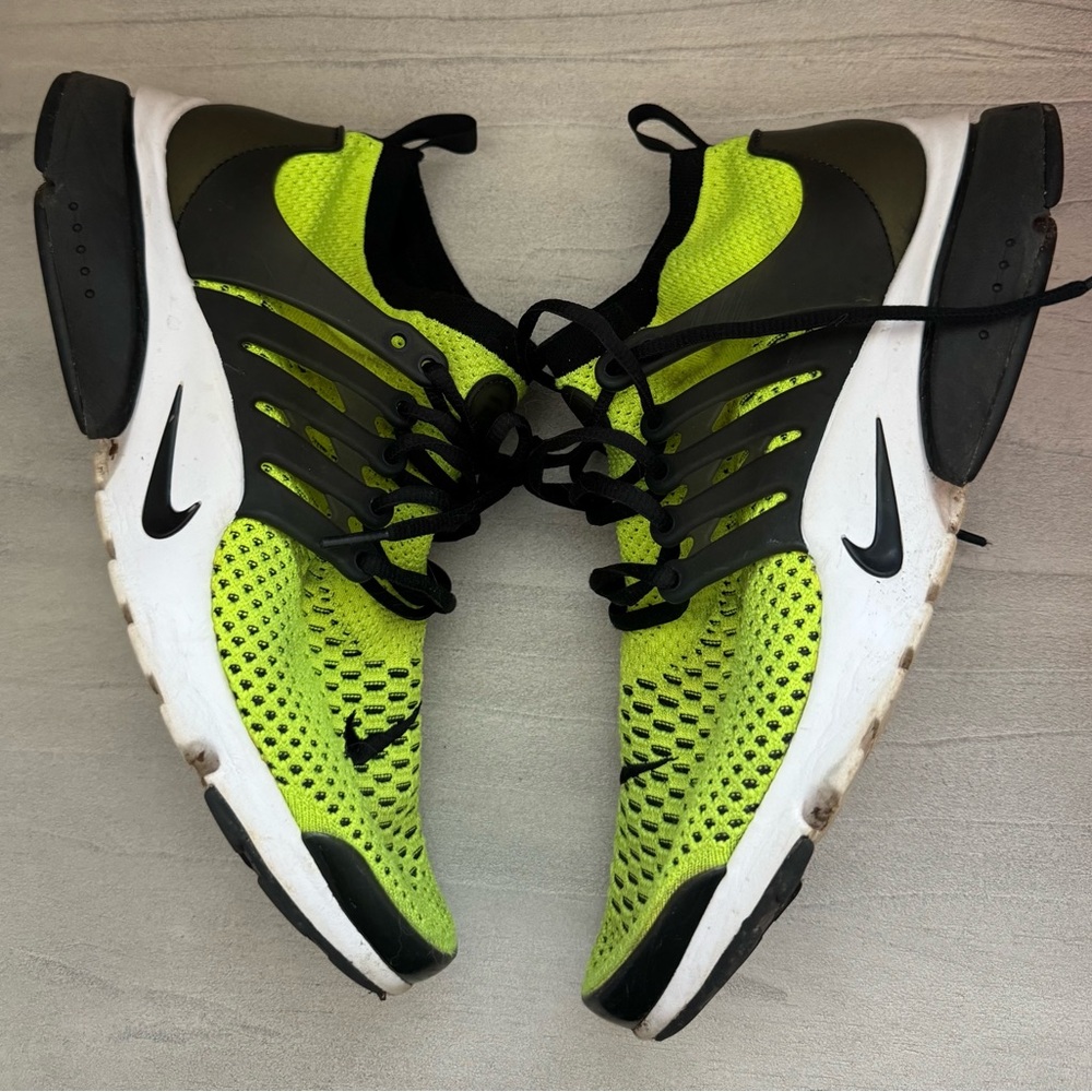 Nike Air Presto Flyknit Ultra Volt